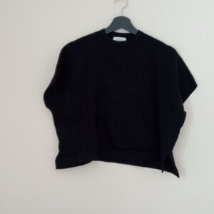 Girls size 8 oversized Zara poncho with kangaroo pocket